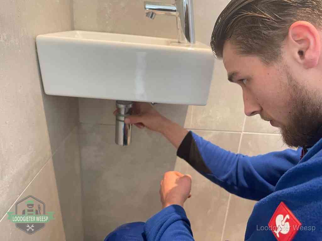 Afvoer verstopt Weesp